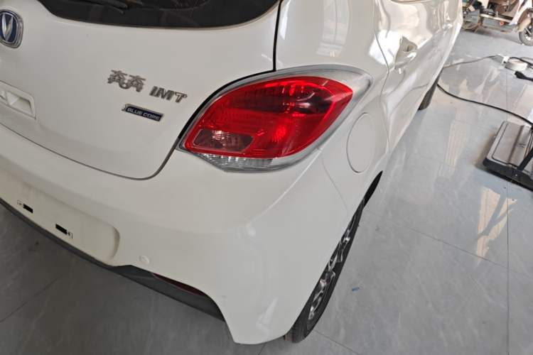 Used CHANGAN Benni 2014 1.4L IMT Luxury Model with Sunroof Right Rear Taillight