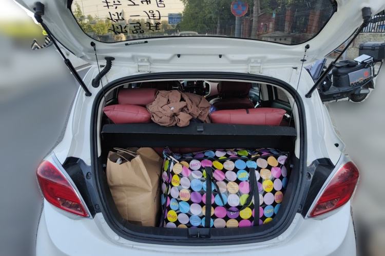 Used CHANGAN Benni 2014 1.4L IMT Luxury Model Trunk