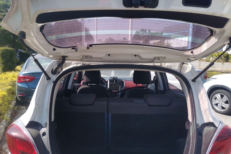 Used CHANGAN Benni 2014 1.4L IMT Luxury Model Trunk