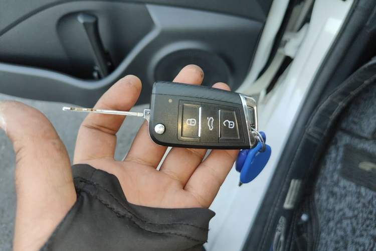 Used CHANGAN Benni 2014 1.4L IMT Luxury Model Vehicle Key
