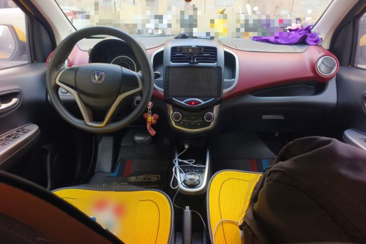 Used CHANGAN Benni 2014 1.4L IMT Luxury Model Center Console
