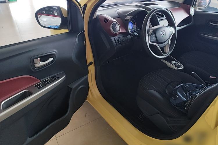 Used CHANGAN Benni 2014 1.4L IMT Luxury Model Driver Seat