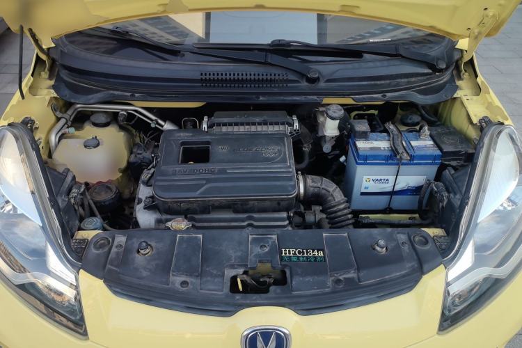 Used CHANGAN Benni 2014 1.4L IMT Luxury Model Engine Bay