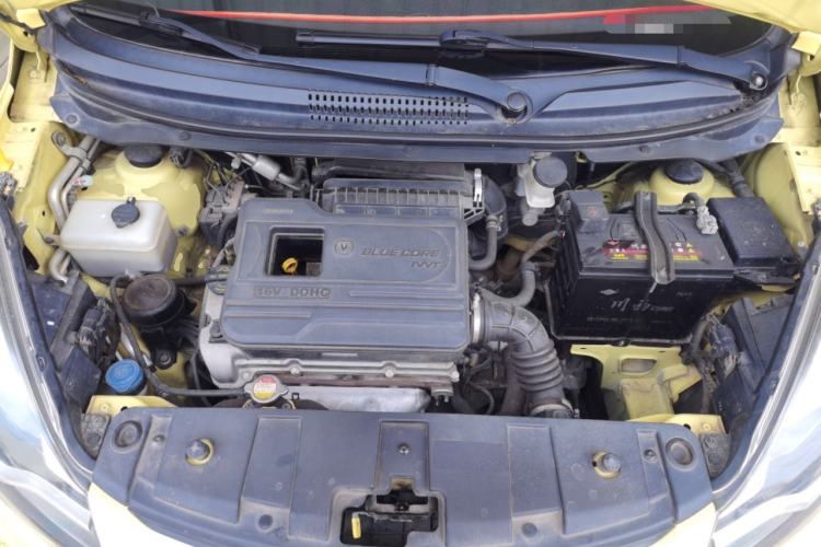 Used CHANGAN Benni 2014 1.4L Manual Luxury Model Engine Bay