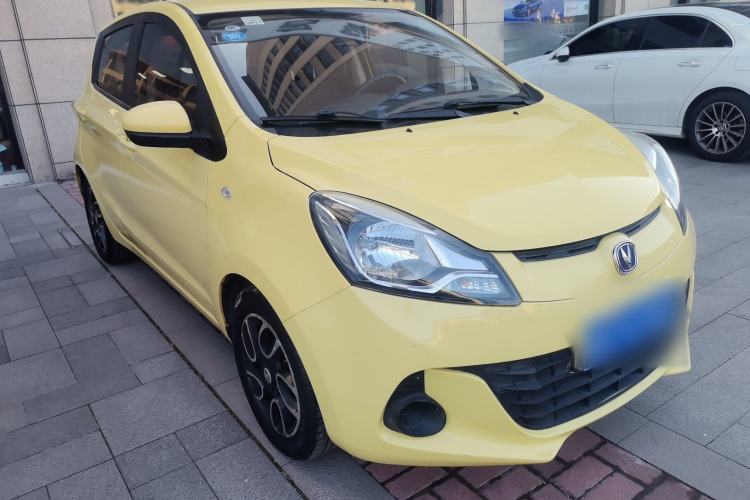 Used CHANGAN Benni 2014 1.4L IMT Luxury Model Front Right 45 Deg