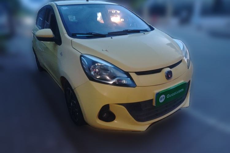 Used CHANGAN Benni 2014 1.4L Manual Luxury Model Front Right 45 Deg