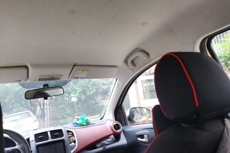 Used CHANGAN Benni 2014 1.4L IMT Luxury Model Headliner