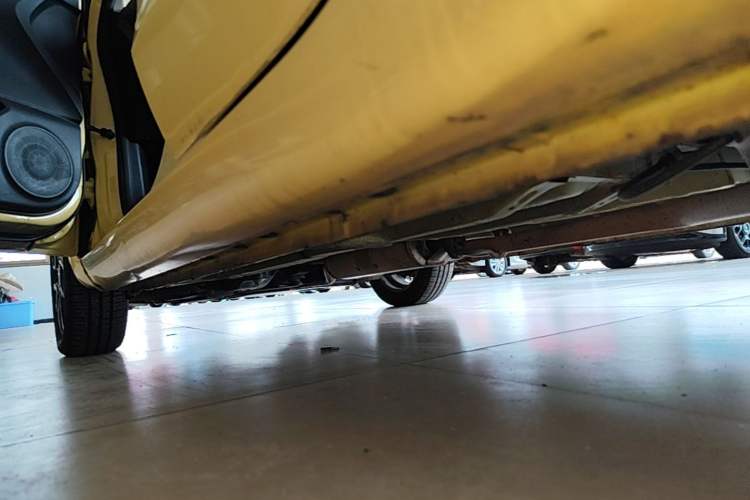 Used CHANGAN Benni 2014 1.4L IMT Luxury Model Left Side Sill