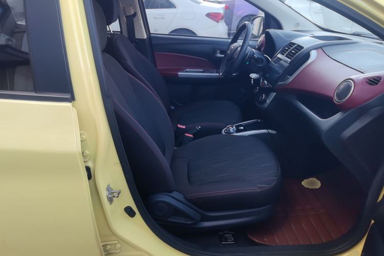 Used CHANGAN Benni 2014 1.4L IMT Luxury Model Right Front Seat