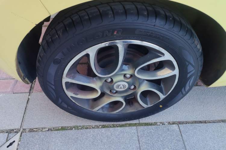 Used CHANGAN Benni 2014 1.4L IMT Luxury Model Right Rear Wheel Hub