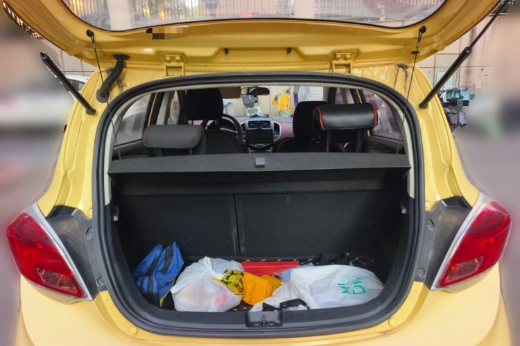 Used CHANGAN Benni 2014 1.4L IMT Luxury Model Trunk