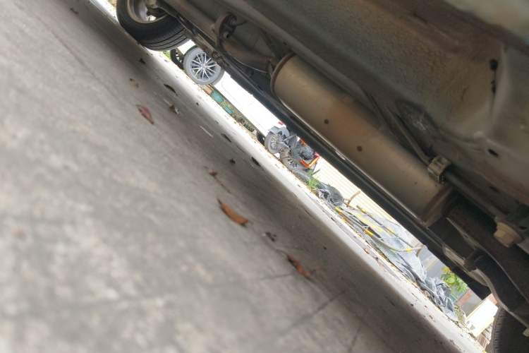 Used CHANGAN Benni 2015 1.4L IMT Prestige Model China V Standard Chassis Front Right