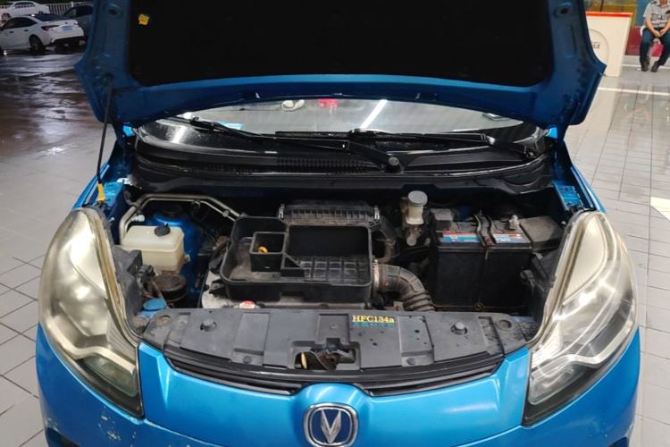 Used CHANGAN Benni 2015 1.4L Manual Luxury Version China IV Standard Engine Bay