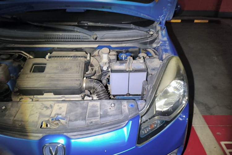 Used CHANGAN Benni 2015 1.4L Manual Luxury Model China V Standard Engine Bay Left