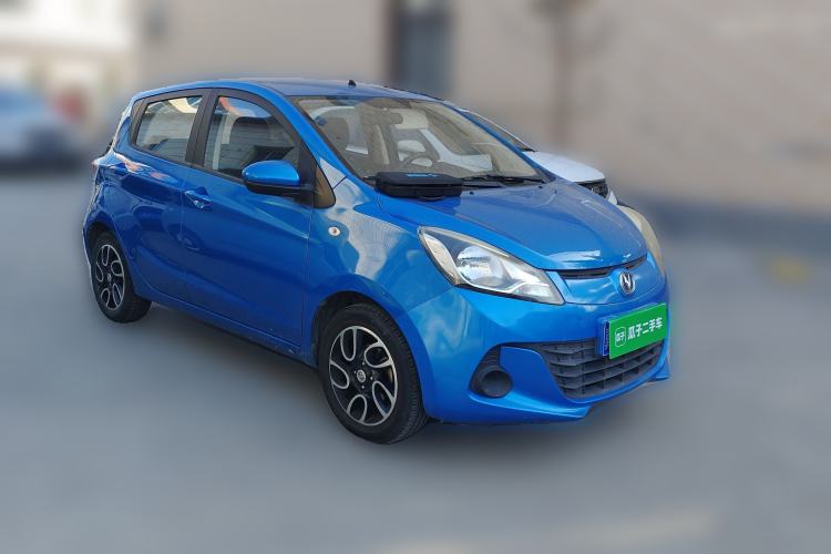 Used CHANGAN Benni 2015 1.4L IMT Luxury Model China V Standard Front Right 45 Deg