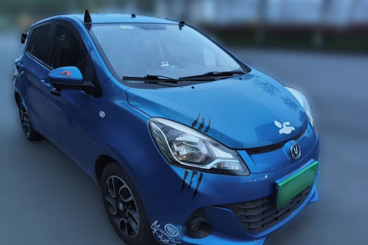 Used CHANGAN Benni 2015 1.4L Manual Luxury Model China V Standard Front Right 45 Deg