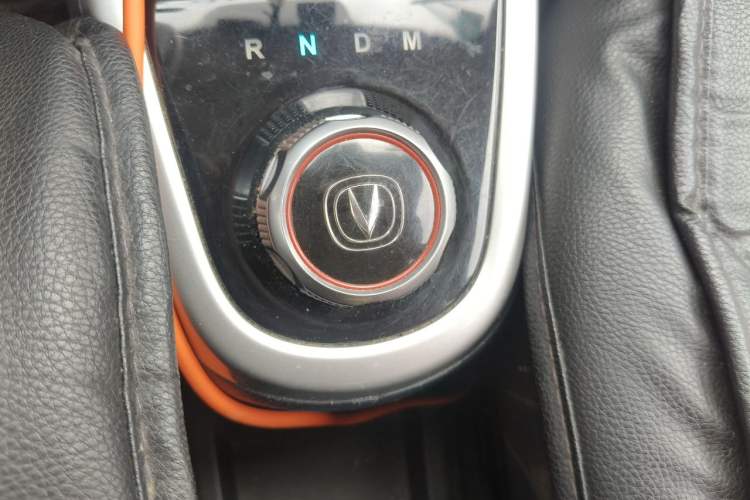 Used CHANGAN Benni 2015 1.4L IMT Prestige Model China V Standard Gear Lever