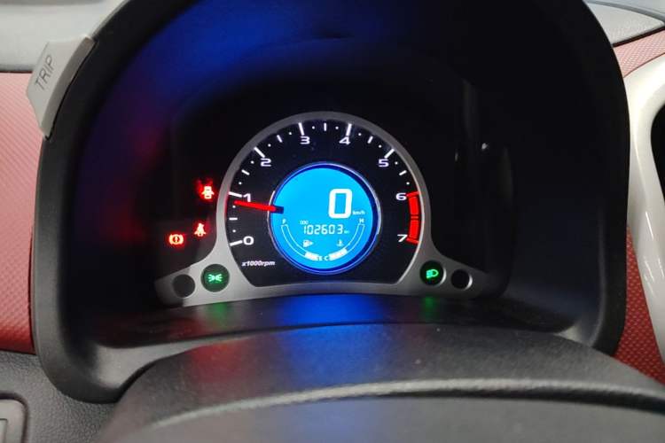 Used CHANGAN Benni 2015 1.4L Manual Luxury Version China IV Standard Instrument Cluster