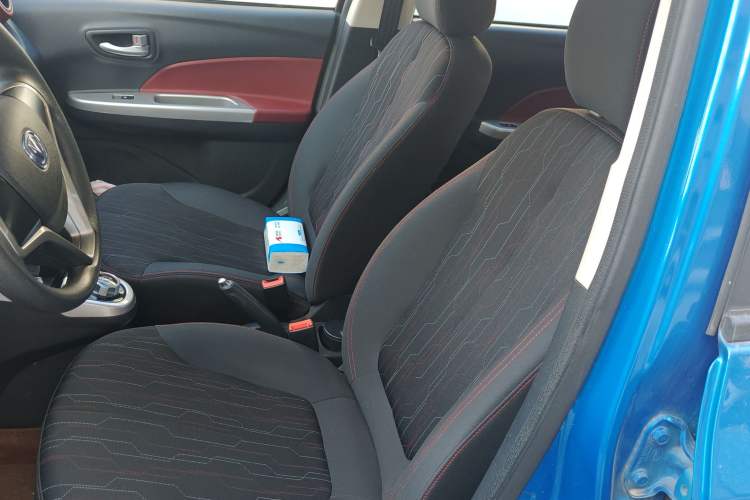 Used CHANGAN Benni 2015 1.4L IMT Luxury Model China V Standard Left Front Seat