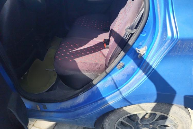 Used CHANGAN Benni 2015 1.4L IMT Luxury Version China IV Standard Left Rear Seat
