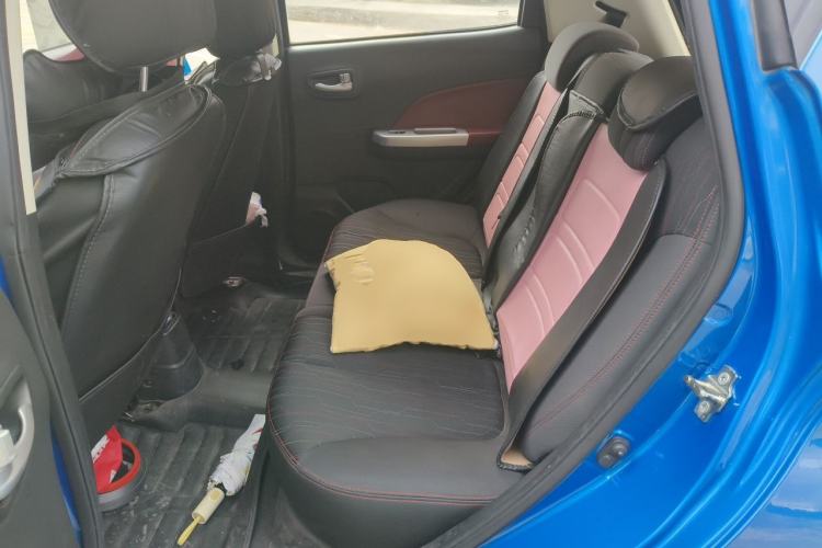 Used CHANGAN Benni 2015 1.4L IMT Prestige Model China V Standard Left Rear Seat
