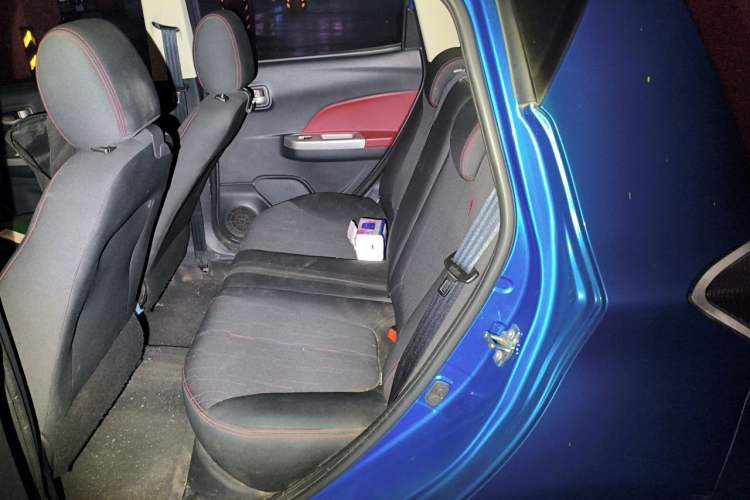 Used CHANGAN Benni 2015 1.4L Manual Luxury Model China V Standard Left Rear Seat