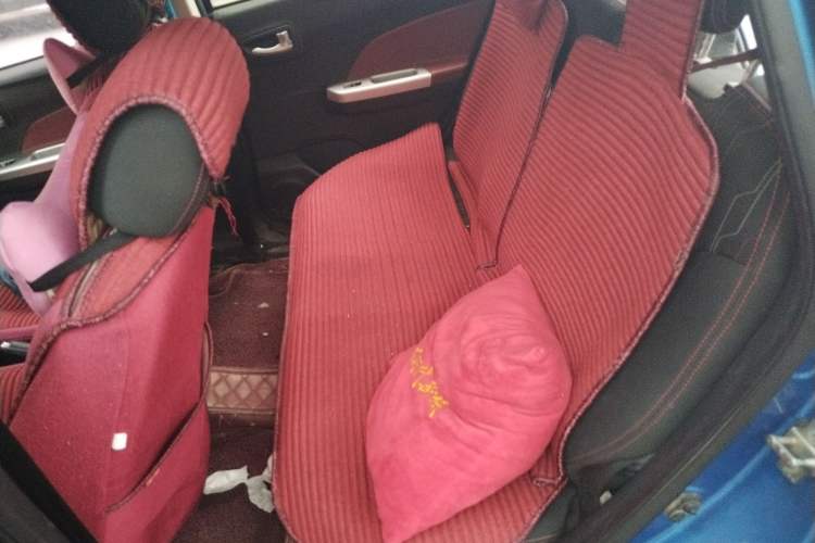 Used CHANGAN Benni 2015 1.4L IMT Luxury Model China V Standard Left Rear Seat