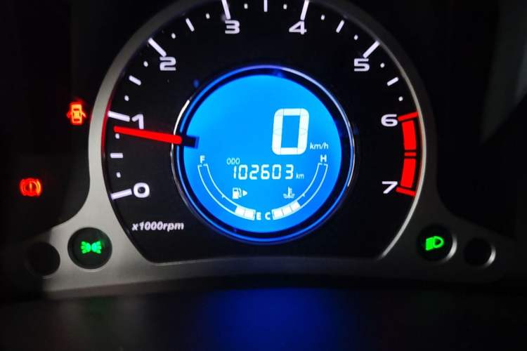Used CHANGAN Benni 2015 1.4L Manual Luxury Version China IV Standard Odometer Close Up
