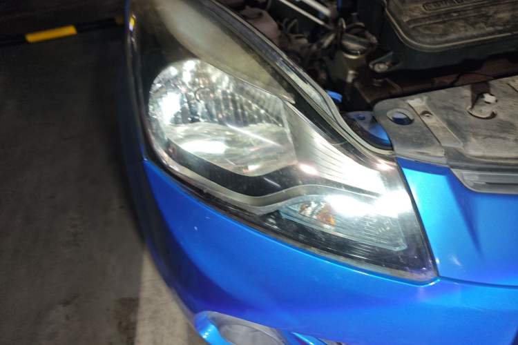 Used CHANGAN Benni 2015 1.4L Manual Luxury Model China V Standard Right Front Headlight