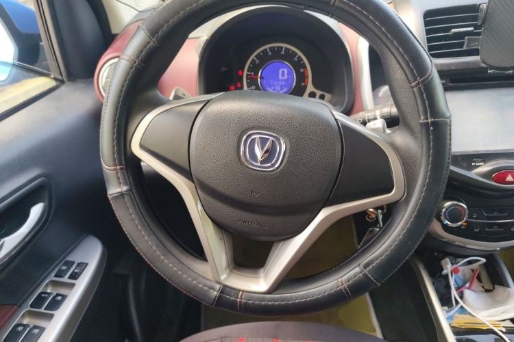 Used CHANGAN Benni 2015 1.4L IMT Luxury Version China IV Standard Steering Wheel