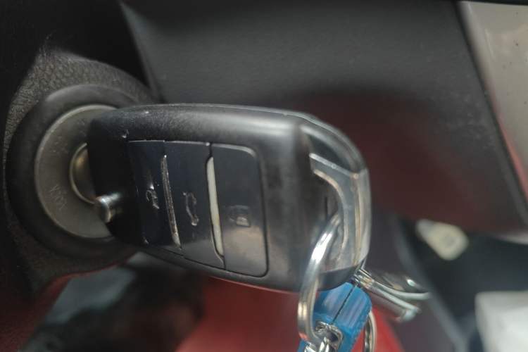 Used CHANGAN Benni 2015 1.4L Manual Luxury Model China V Standard Vehicle Key