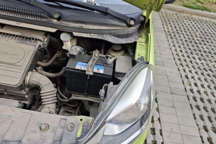 Used CHANGAN Benni 2015 1.4L IMT Sunroof Version China V Standard Engine Bay Left