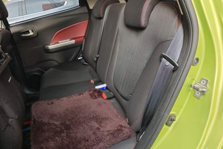 Used CHANGAN Benni 2015 1.4L IMT Sunroof Version China V Standard Left Rear Seat