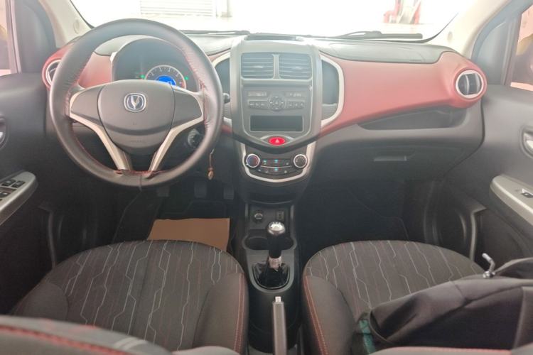 Used CHANGAN Benni 2015 1.4L Manual Luxury Model China V Standard Center Console