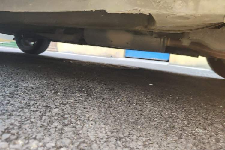 Used CHANGAN Benni 2015 1.4L IMT Sunroof Version China V Standard Chassis Front Right