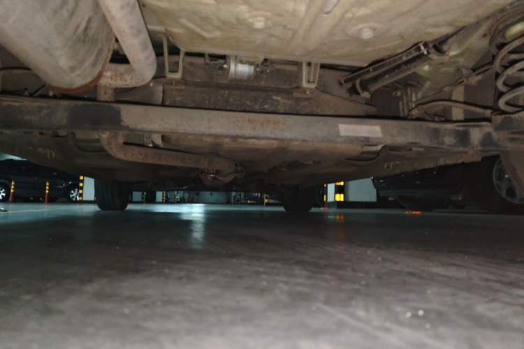 Used CHANGAN Benni 2015 1.4L IMT Luxury Version China IV Standard Chassis Rear