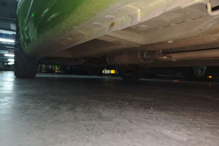 Used CHANGAN Benni 2015 1.4L IMT Luxury Version China IV Standard Chassis Rear Left