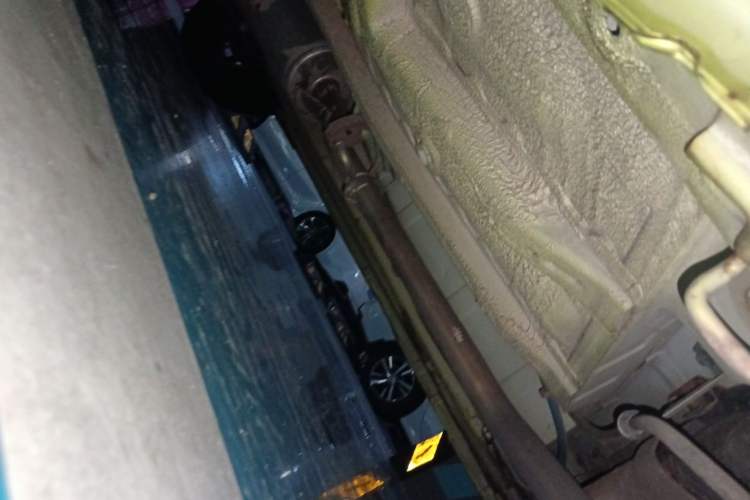 Used CHANGAN Benni 2015 1.4L IMT Prestige Model China V Standard Chassis Rear Left