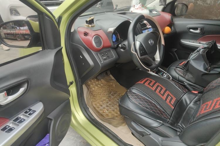 Used CHANGAN Benni 2015 1.4L IMT Prestige Model China V Standard Driver Seat