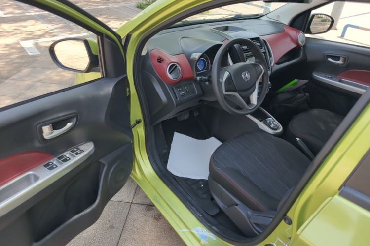 Used CHANGAN Benni 2015 1.4L IMT Luxury Model China IV Driver Seat