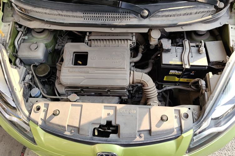Used CHANGAN Benni 2015 1.4L IMT Prestige Model China V Standard Engine Bay