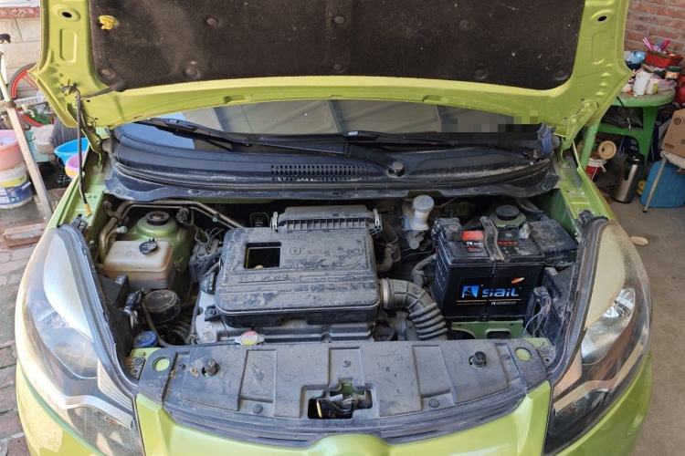 Used CHANGAN Benni 2015 1.4L Manual Luxury Model China V Standard Engine Bay