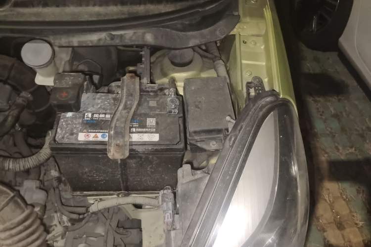 Used CHANGAN Benni 2015 1.4L IMT Luxury Model China V Standard Engine Bay Left
