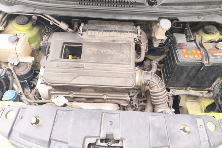 Used CHANGAN Benni 2015 1.4L IMT Sunroof Version China V Standard Engine Bay