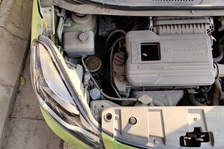 Used CHANGAN Benni 2015 1.4L IMT Prestige Model China V Standard Engine Bay Right
