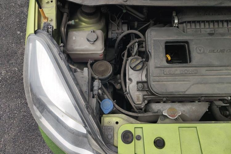 Used CHANGAN Benni 2015 1.4L IMT Sunroof Version China V Standard Engine Bay Right