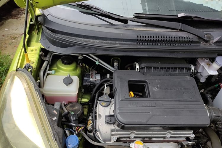 Used CHANGAN Benni 2015 1.4L IMT Sunroof Version China V Standard Engine Bay Right
