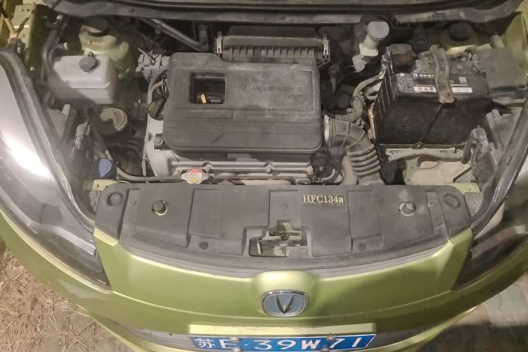Used CHANGAN Benni 2015 1.4L IMT Luxury Model China V Standard Engine Bay