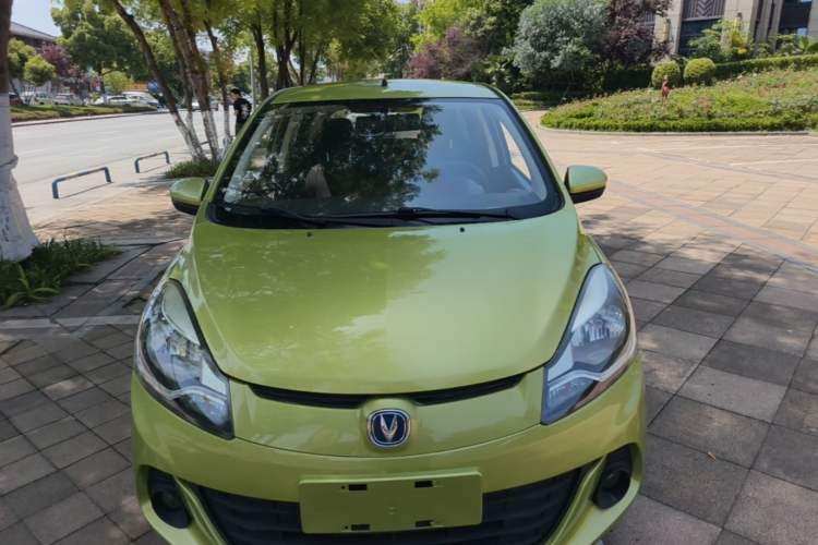 Used CHANGAN Benni 2015 1.4L IMT Luxury Model China IV Front