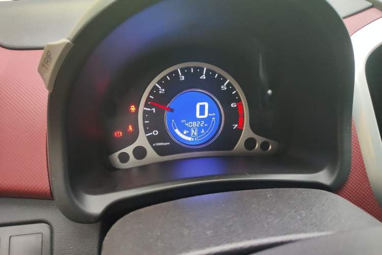 Used CHANGAN Benni 2015 1.4L IMT Sunroof Version China V Standard Instrument Cluster